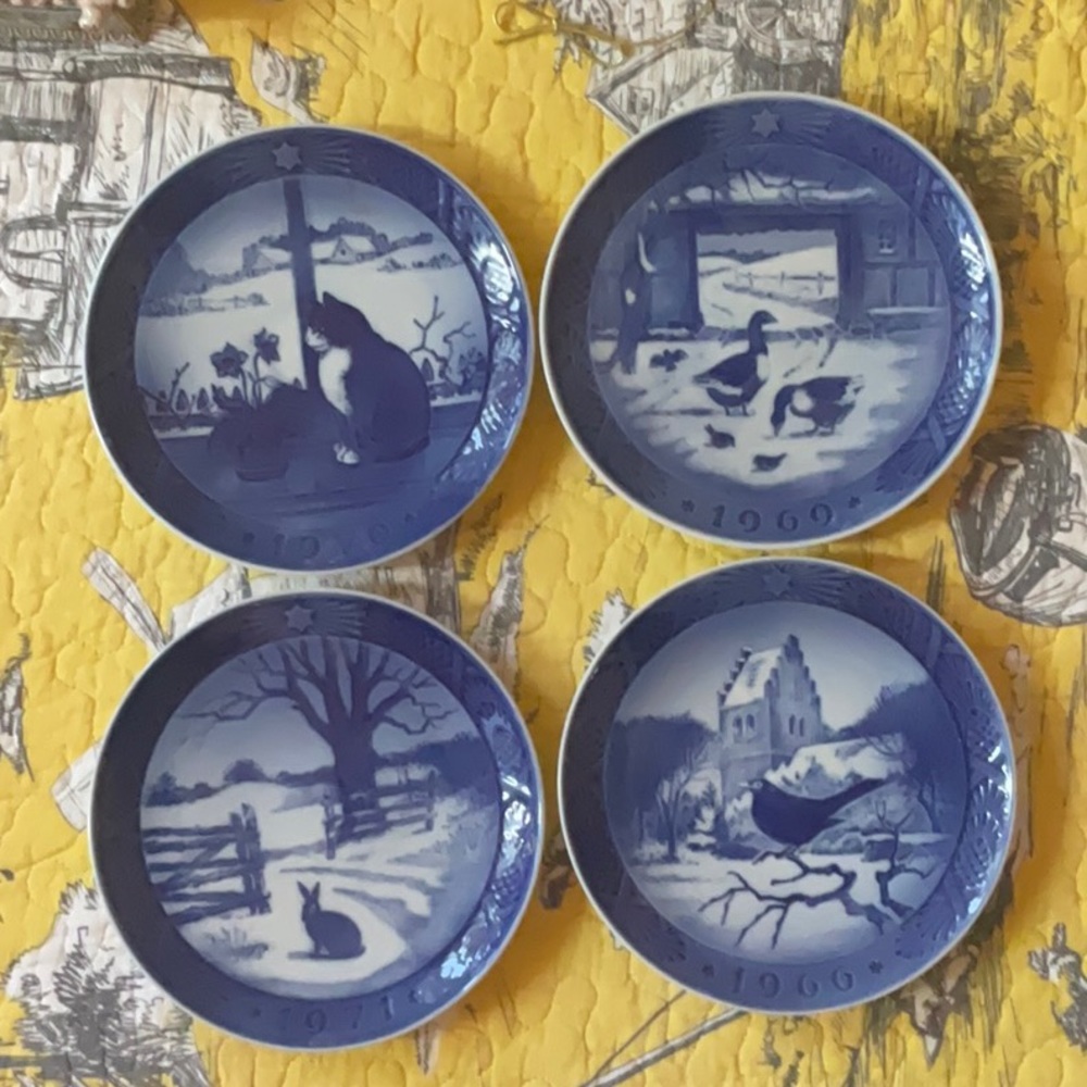 Scenic animal plates set of 4